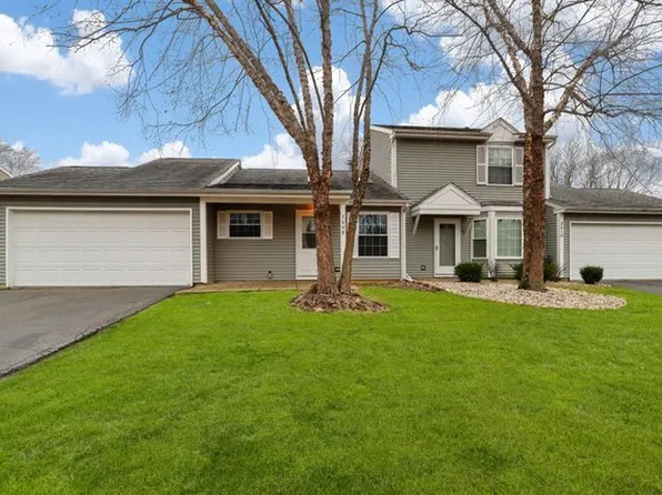 3008 Max Ct, Island Lake, IL 60042