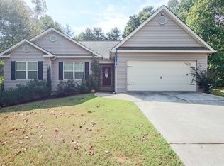 213 Woodcrest Dr, Clarkesville, GA