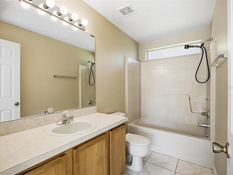 106 La Mancha Dr — Photo 13
