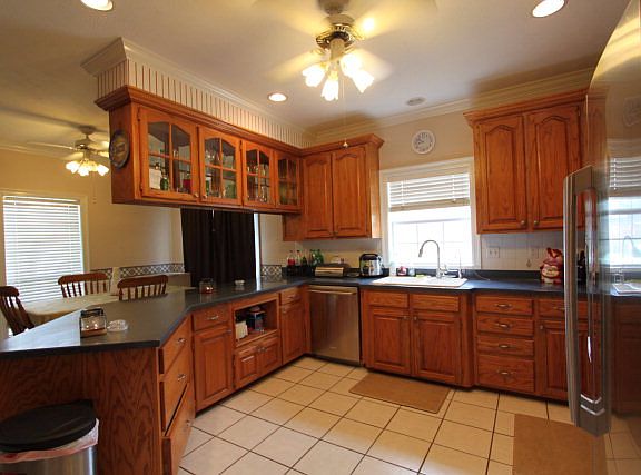 5th image of 5742 Dene Dr