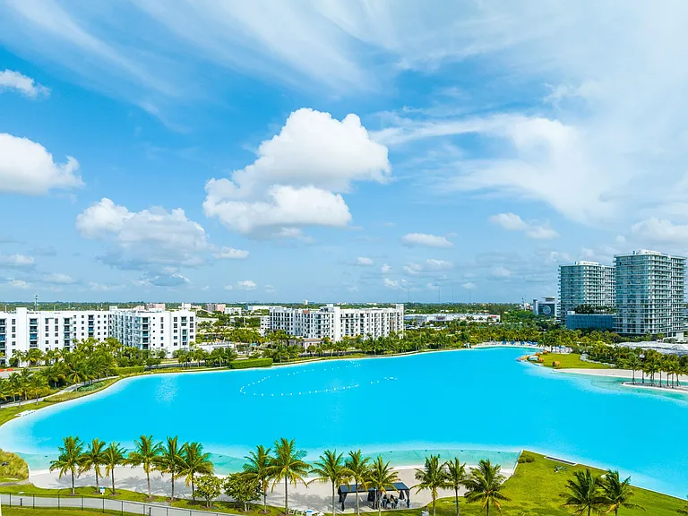 Enjoy lagoon life with the excitement of Miami living