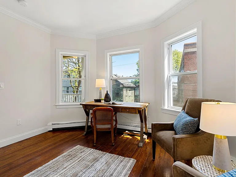 16 Otis St #U2 — Photo 6