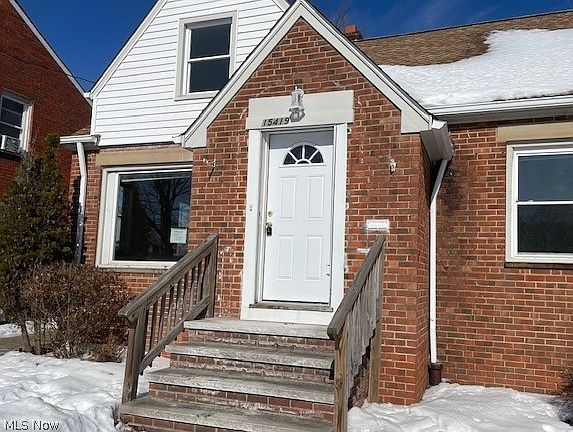 2nd image of 15419 Invermere Ave