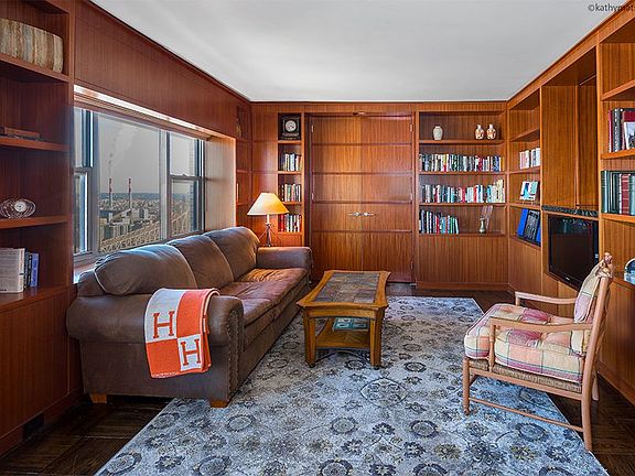 4th image of 400 E 56th St APT 37H