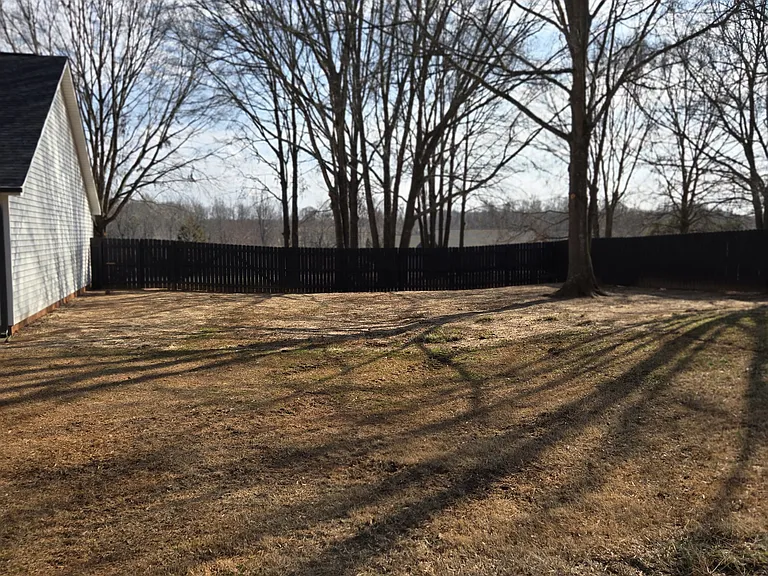 435 Free Stone Ave — Photo 5