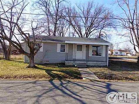 1st image of 279 Carpenter St