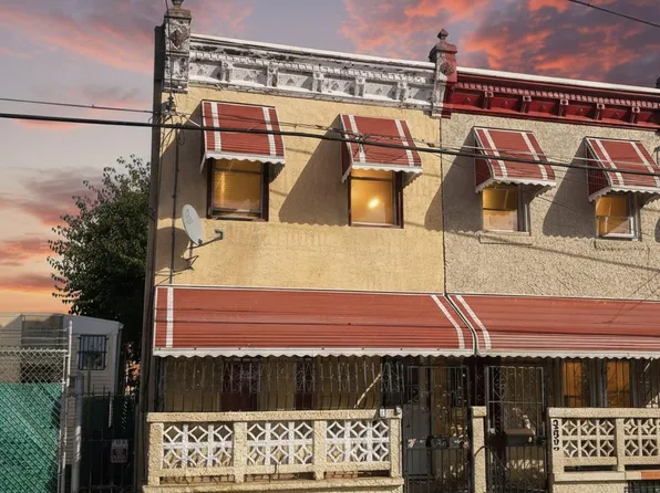 3609 N Randolph St, Philadelphia, PA 19140