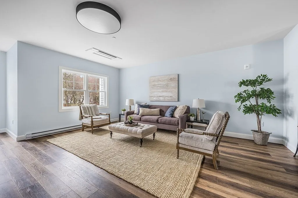3 bed, 3.5 bath, 1876 sqft, $5,500 — Photo 2