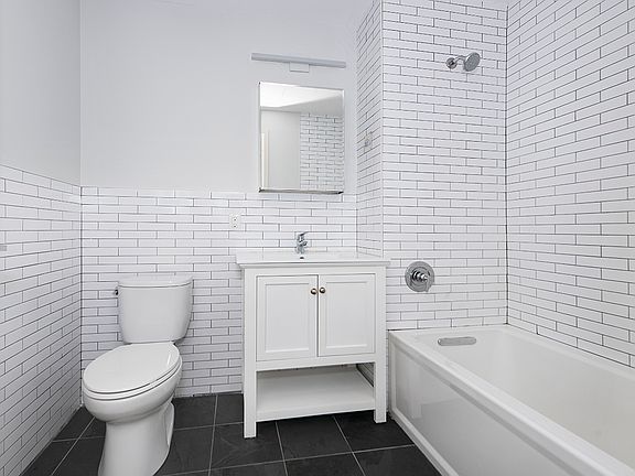 5th image of 945 Bergen St #108