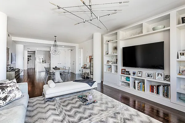 Sold by Living New York | media 2