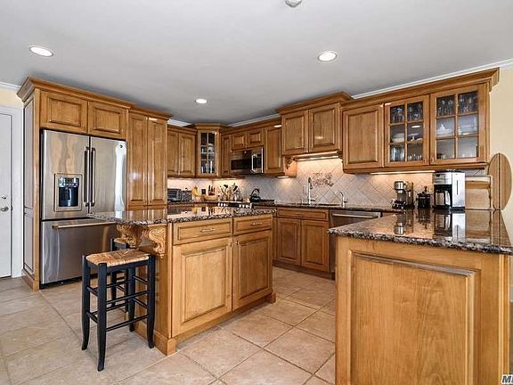 2nd image of 11 Harbour Dr