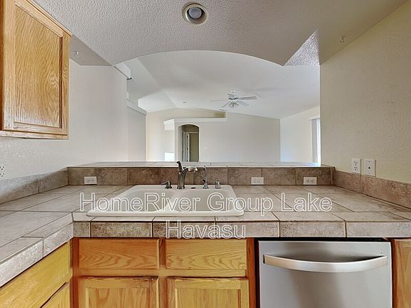 5th image of 855 Chalon Dr