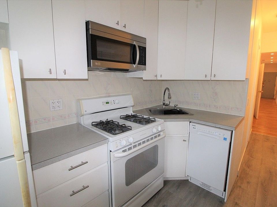 1st image of 437 16th St APT 3