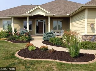 19042 Highview Ct, Prior Lake, MN 55372