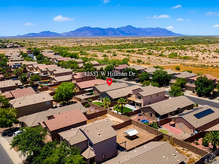 42551 W Hillman Dr — Photo 38