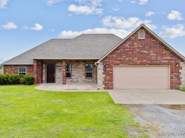 222 E 498th Cir, Pryor, OK 74361