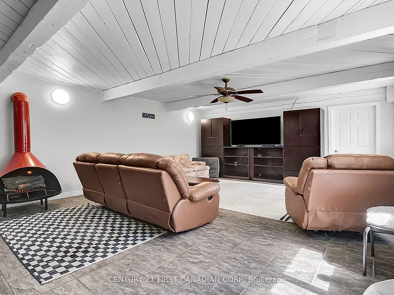 23992 Denfield Rd — Photo 24
