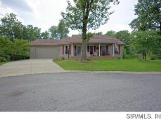 308 Lakewood Ct, Brighton, IL 62012