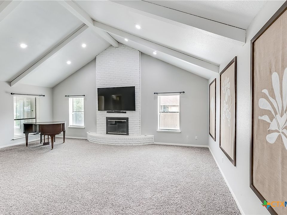 1st image of 1303 Cedar Oaks Ln