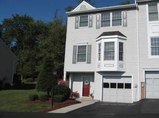 489 Cherryhill Dr, Bridgeville, PA 15017