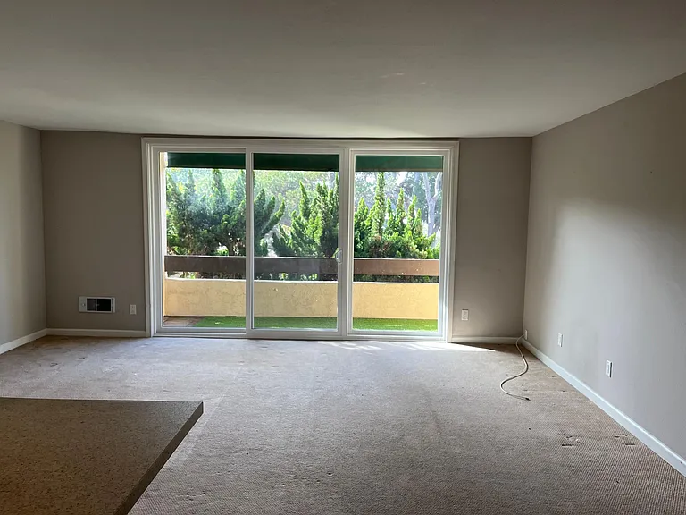 6455 La Jolla Blvd #253 — Photo 3