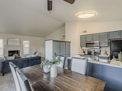 18 W Concorda Dr APT 103, Tempe, AZ, 85282