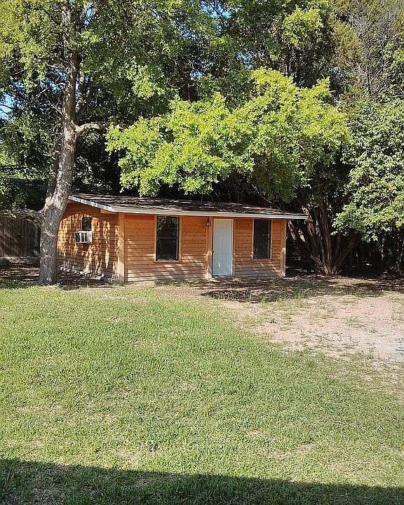 2nd image of 1007 Audrey Ct