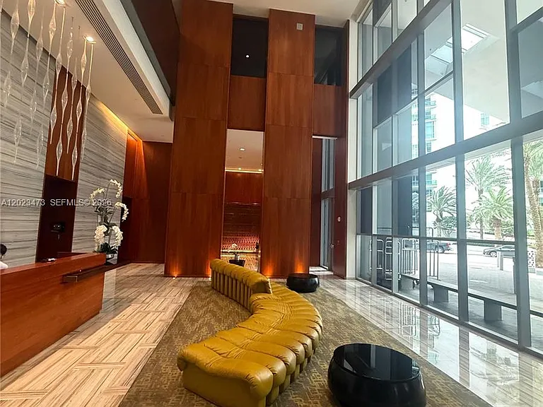 1300 Brickell Bay Dr #707 — Photo 4
