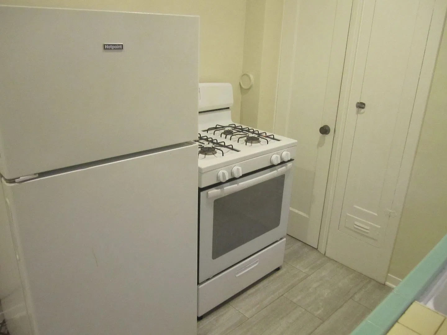 452 S 3rd Street — Photo 4