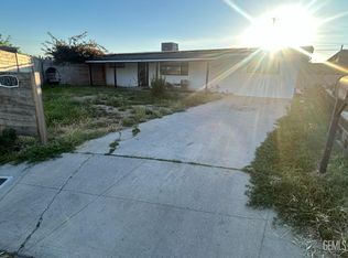 909 Oberlin Ct, Bakersfield, CA