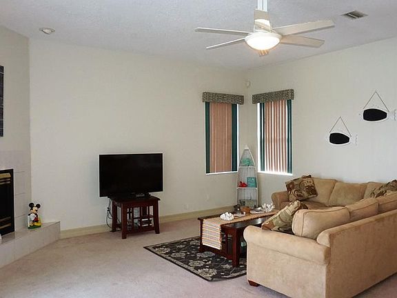 4th image of 20 Crazy Horse Ct