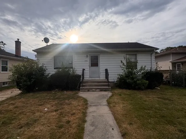 18748 Wentworth Ave, Lansing, IL 60438