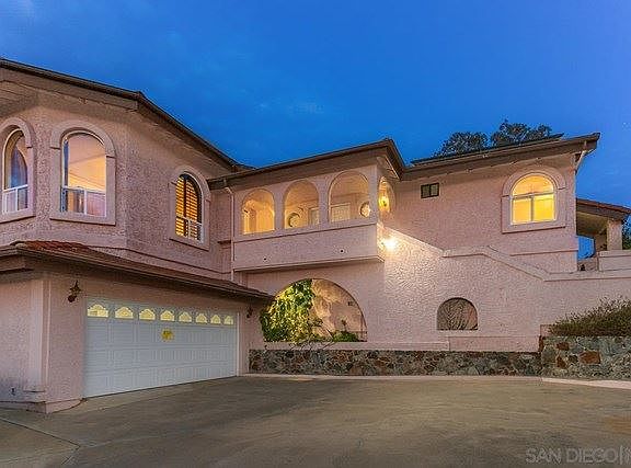 4th image of 9505 Meadow Mesa Dr W