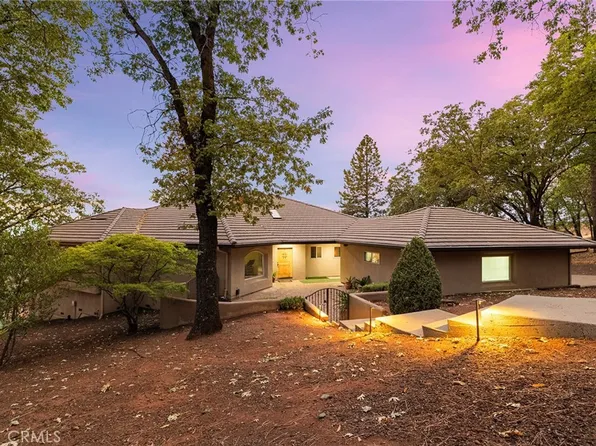 14989 Woodland Park Dr, Forest Ranch, CA 95942