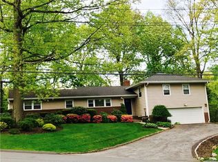 19 Meadowlark Rd, Rye Brook, NY 10573