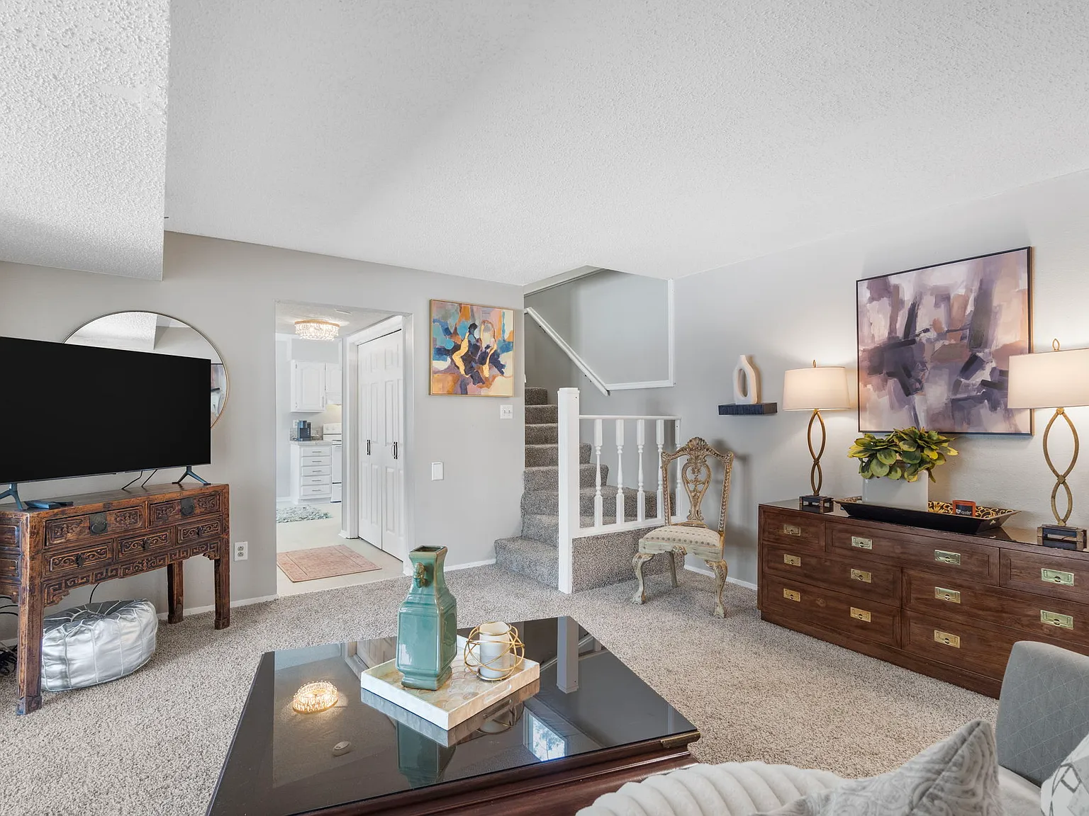 2 bed, 1300 sqft, $1,550 — Photo 3