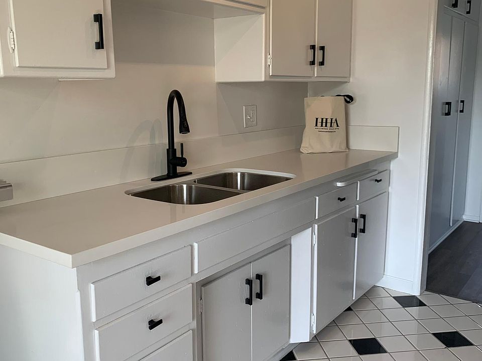 1st image of 4401 W Verdugo Ave #P