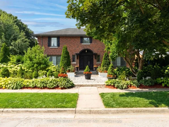1067 Lombardo Ave, London, ON N6A 2X9