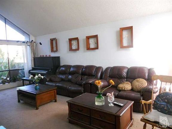 3rd image of 10396 Boulder Ct