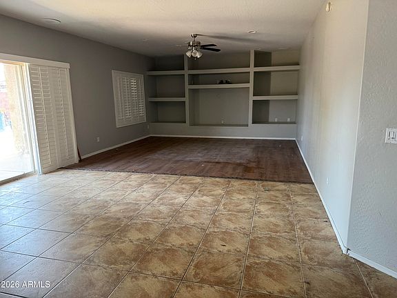 3rd image of 631 W RATTLESNAKE Place