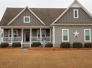 83 Barrow Dr, Whiteville, NC 28472