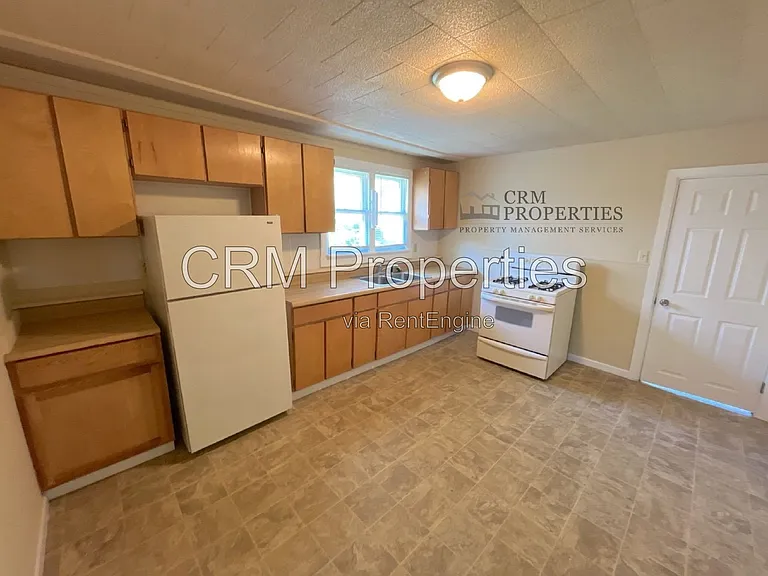 1341 S Delphos St — Photo 5