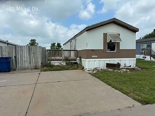 661 E Mills Dr Photo 1 661 E Mills Dr Photo 1