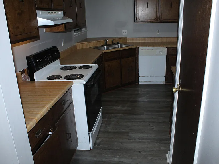 446 Pheasant Run Dr — Photo 20