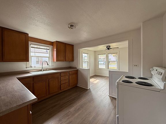 2nd image of 145 N Spring St