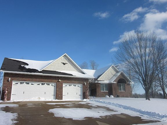 2nd image of 1317 Country Club Dr