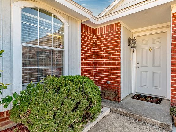 3rd image of 4220 Negril Ct