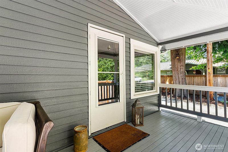 5th image of 18925 276th Avenue SE