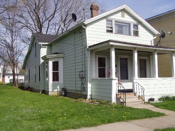 526 Deer St, Dunkirk, NY 14048