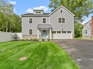 124 Pansy Rd, Fairfield, CT 06824